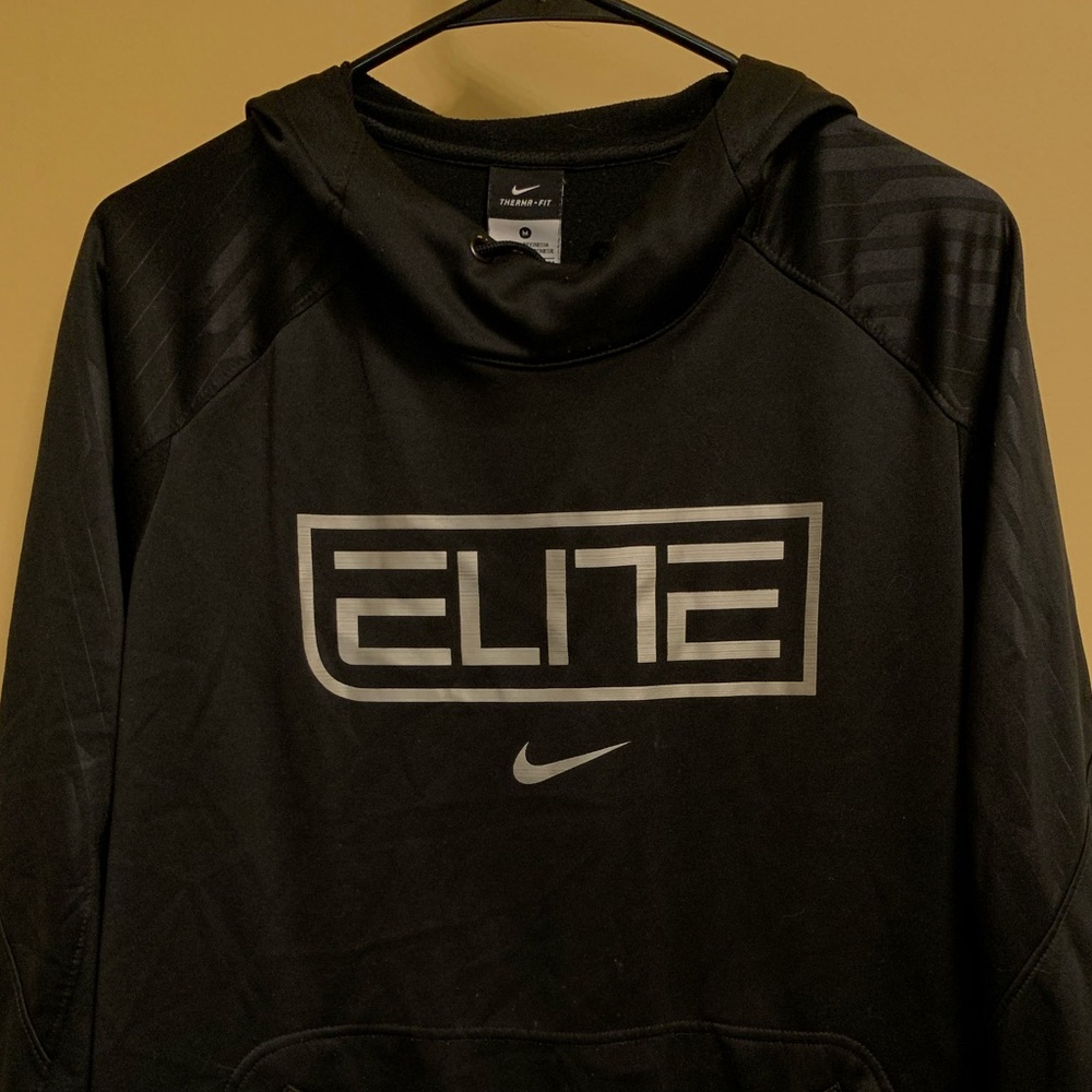 Nike Pullover